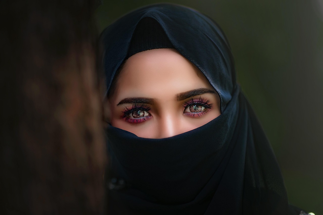 entdecken sie mühelose eleganz mit unserem stilvollen sortiment, das zeitlose designs und hochwertige materialien vereint. perfekt für jeden anlass und jeden stil.
